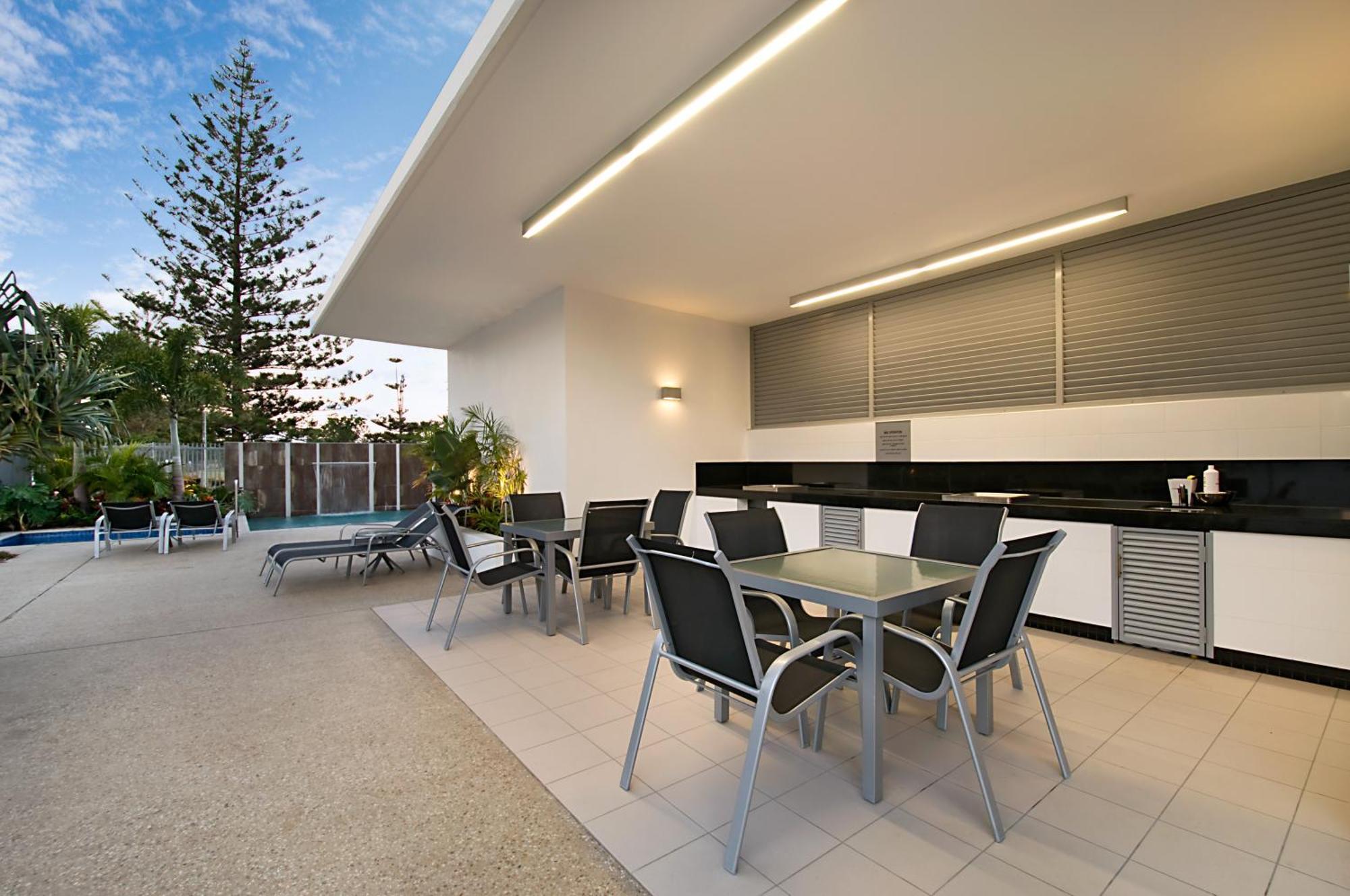 Ocean Pacific Resort - Official Broadbeach Eksteriør bilde