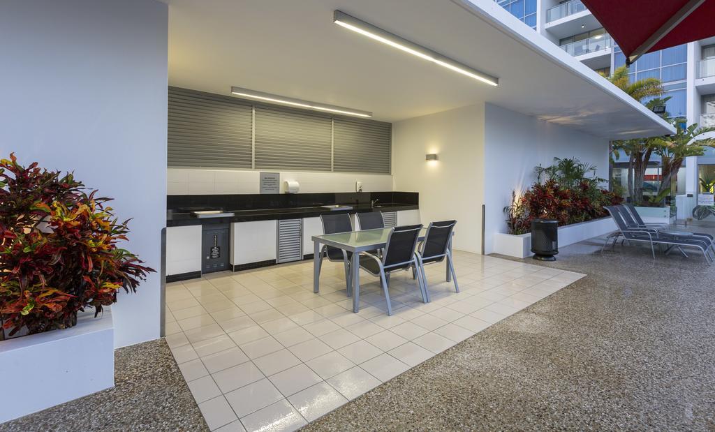Ocean Pacific Resort - Official Broadbeach Eksteriør bilde